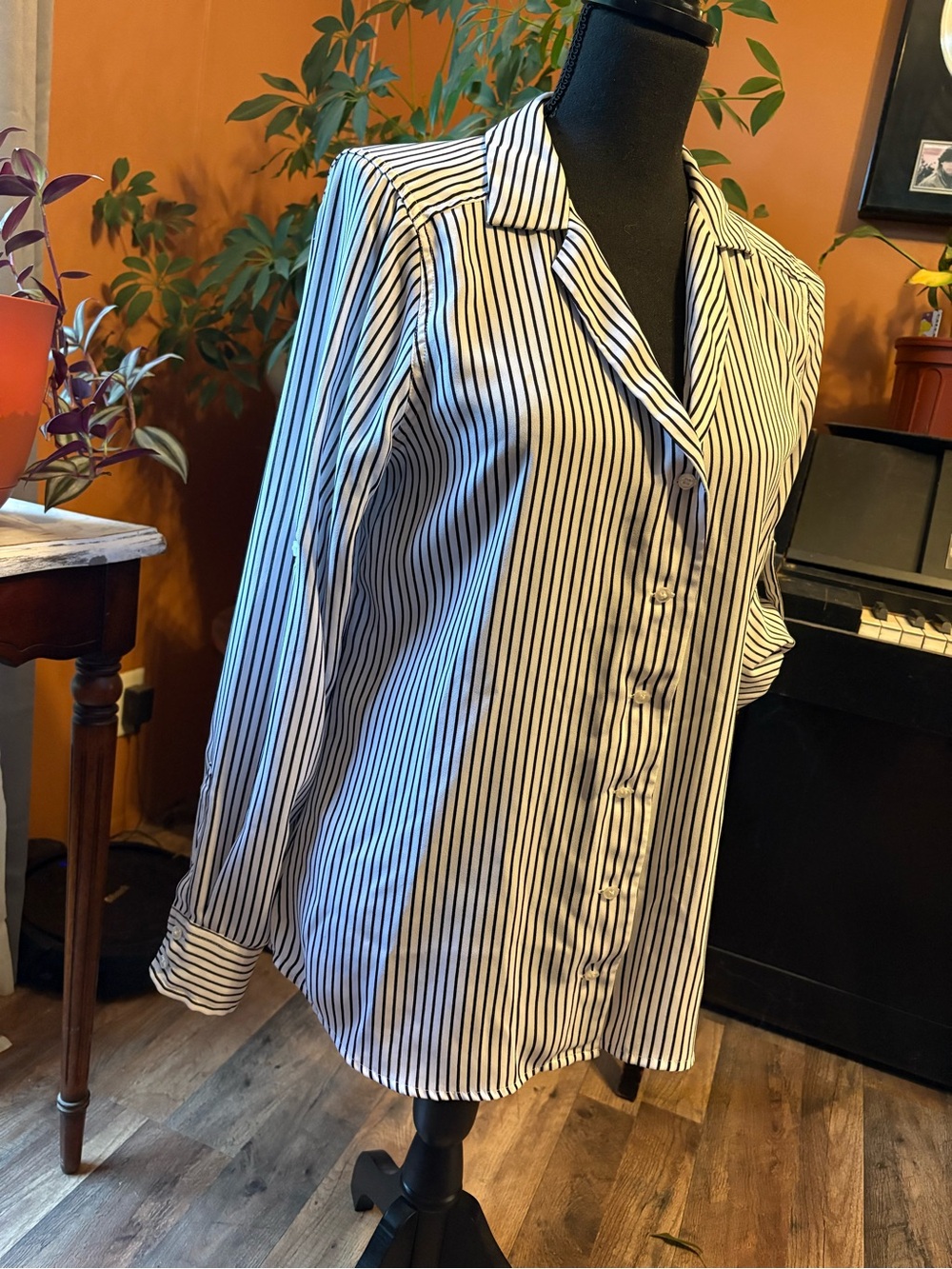 Express Black & White Striped Button-Down Blouse - Picture 3 of 12